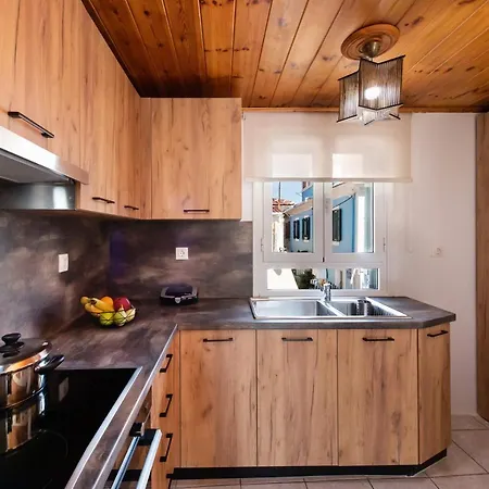Melas Apartman *